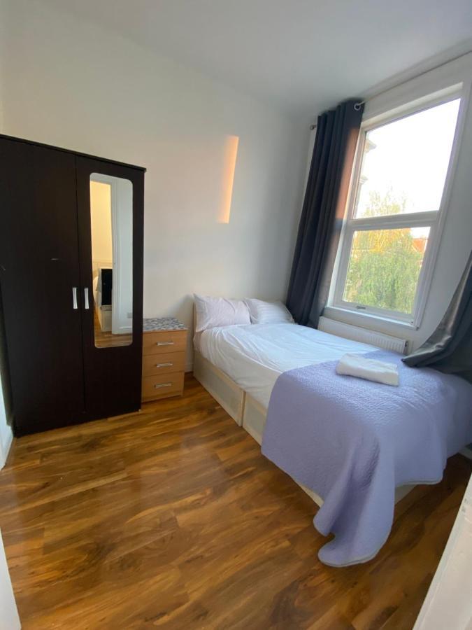 30 Willesden Lane London Ngoại thất bức ảnh