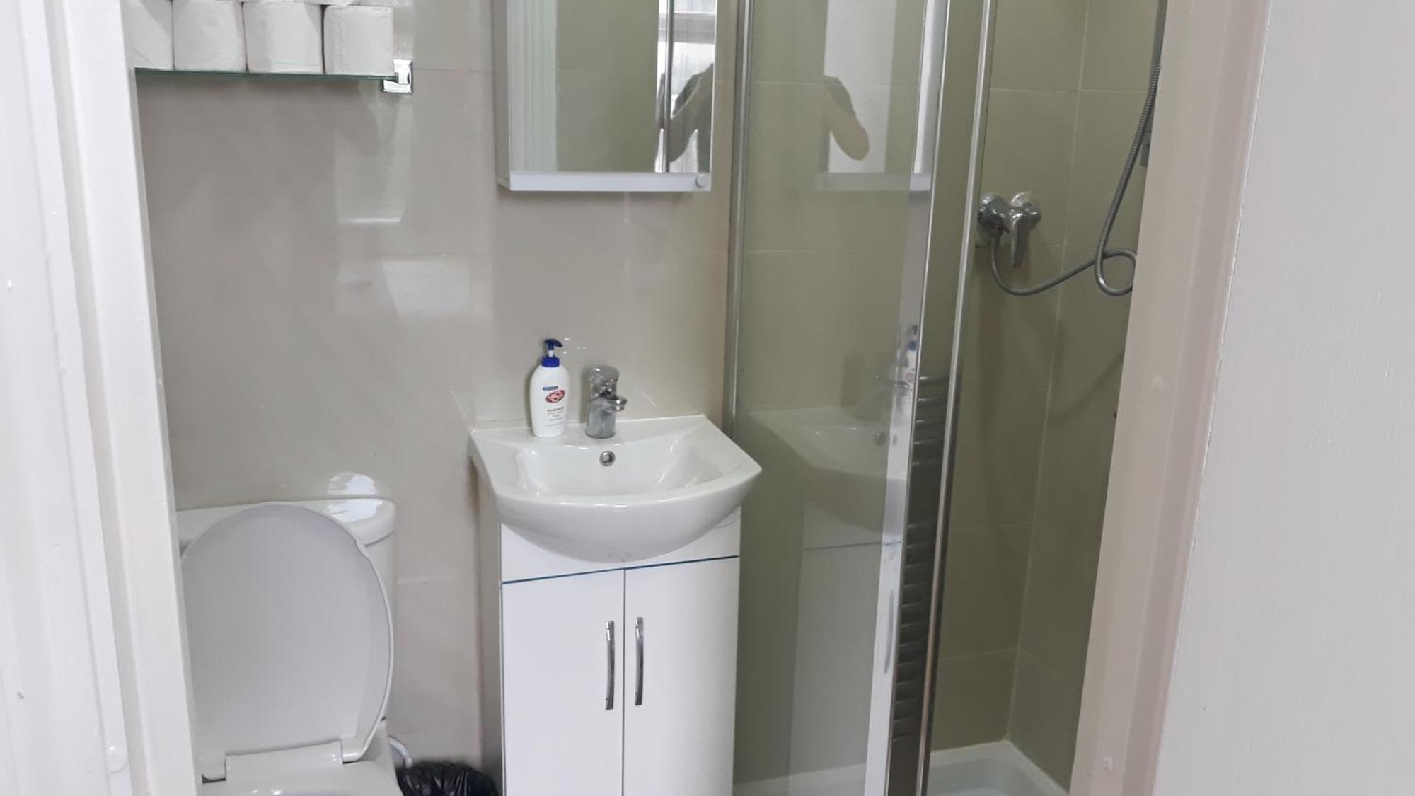 30 Willesden Lane London Ngoại thất bức ảnh